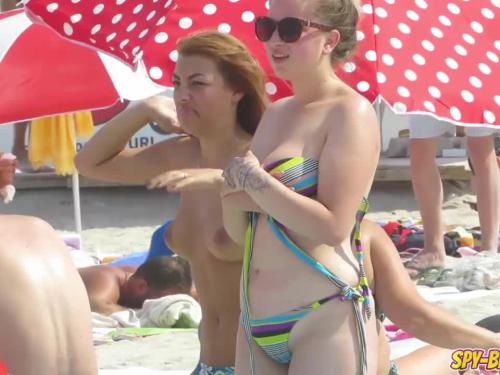 Topless Bikini Beach - Hot big boobs topless amateur teens bikini beach voyeur xxx video
